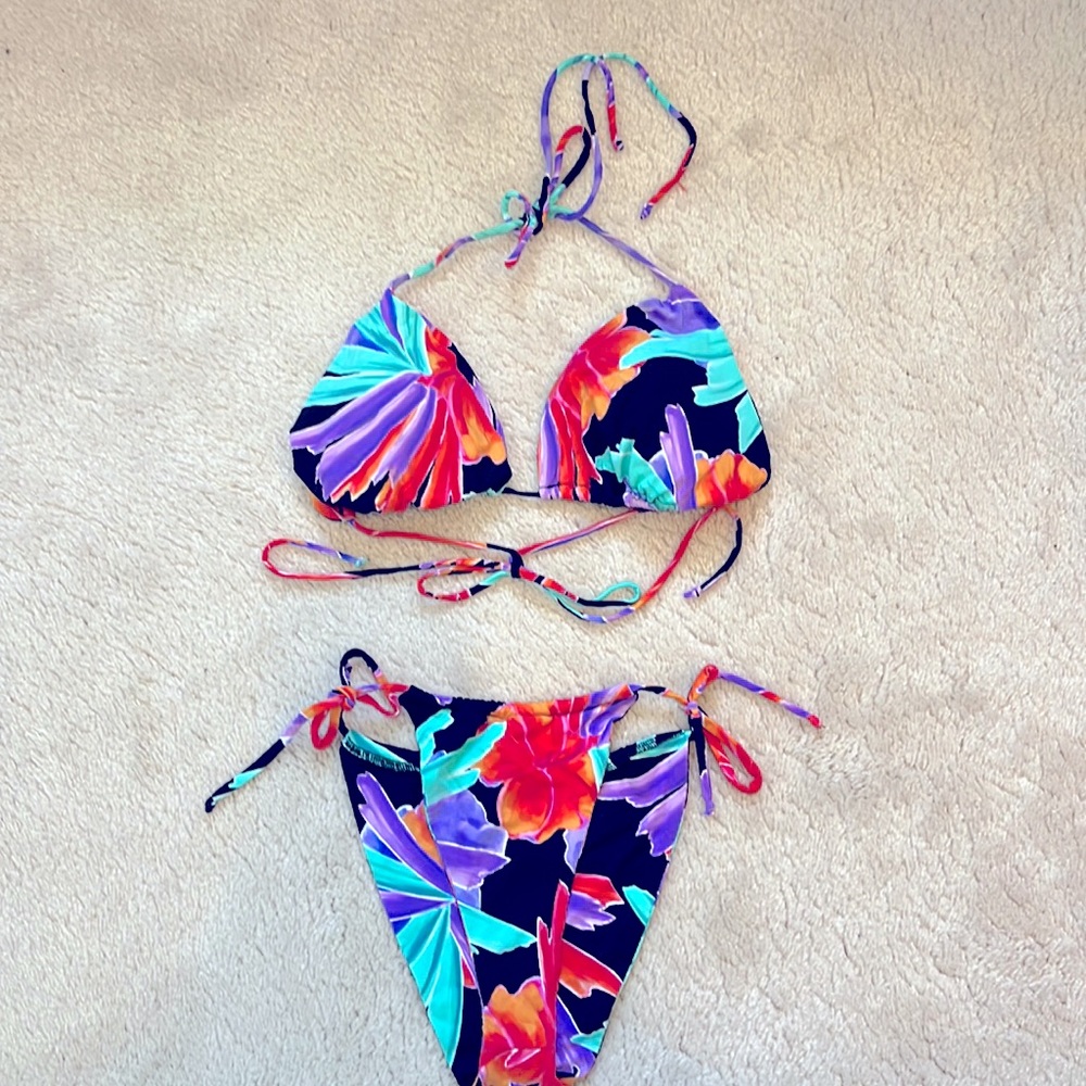 Vincija Triangle Bikini Top & Bottom in Gorgeous Tropical Print